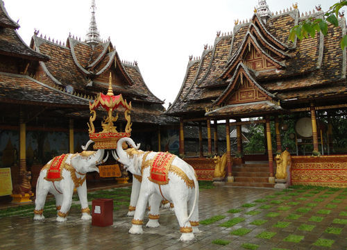 【4星溫泉】昆明、大理、麗江、西雙版納3飛7/