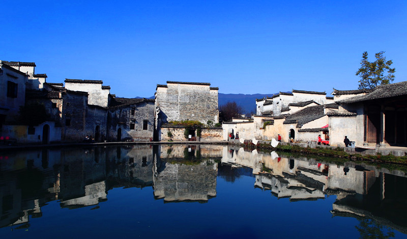 黃山觀日出、西海大峽谷、船游新安江山水畫廊