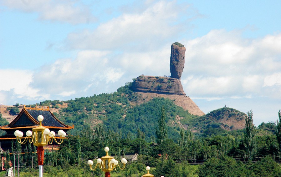 避暑山莊、普寧寺、小布達拉宮雙汽2日