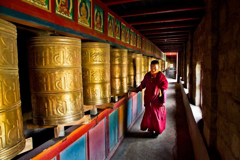 西藏純玩全程掛三星，0自費(fèi)、0購(gòu)物，雅魯藏布大